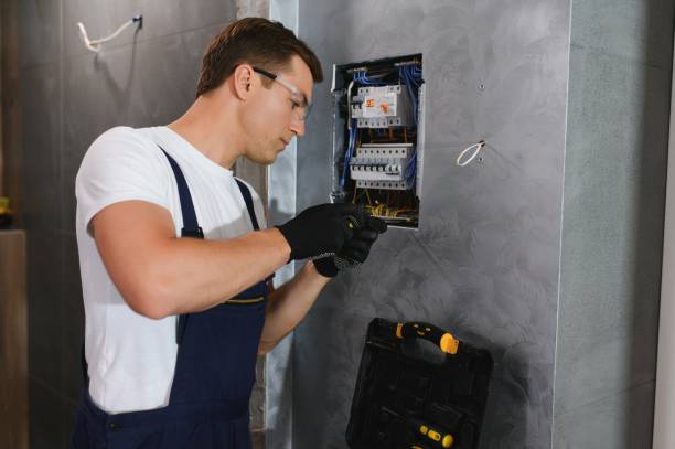 Best Circuit Breaker Repair  in Mora, MN