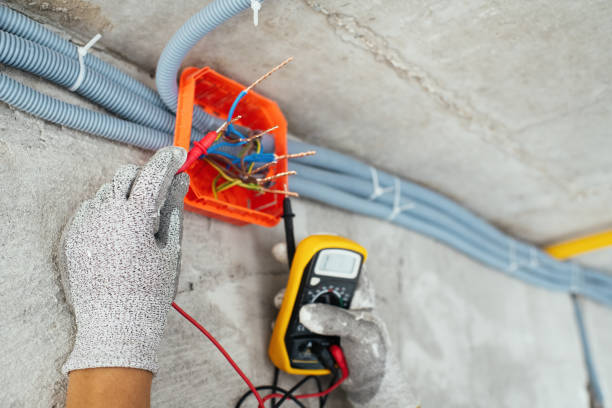 Best Electrical Contractors for Businesses  in Mora, MN
